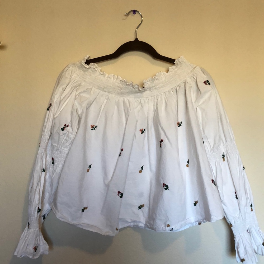 white cute top